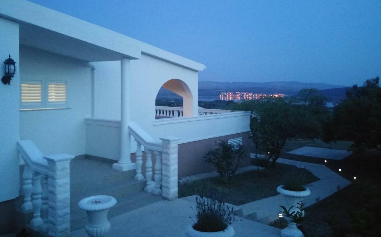 The Garden Of Elais Βίλα Σίμπενικ Εξωτερικό φωτογραφία
